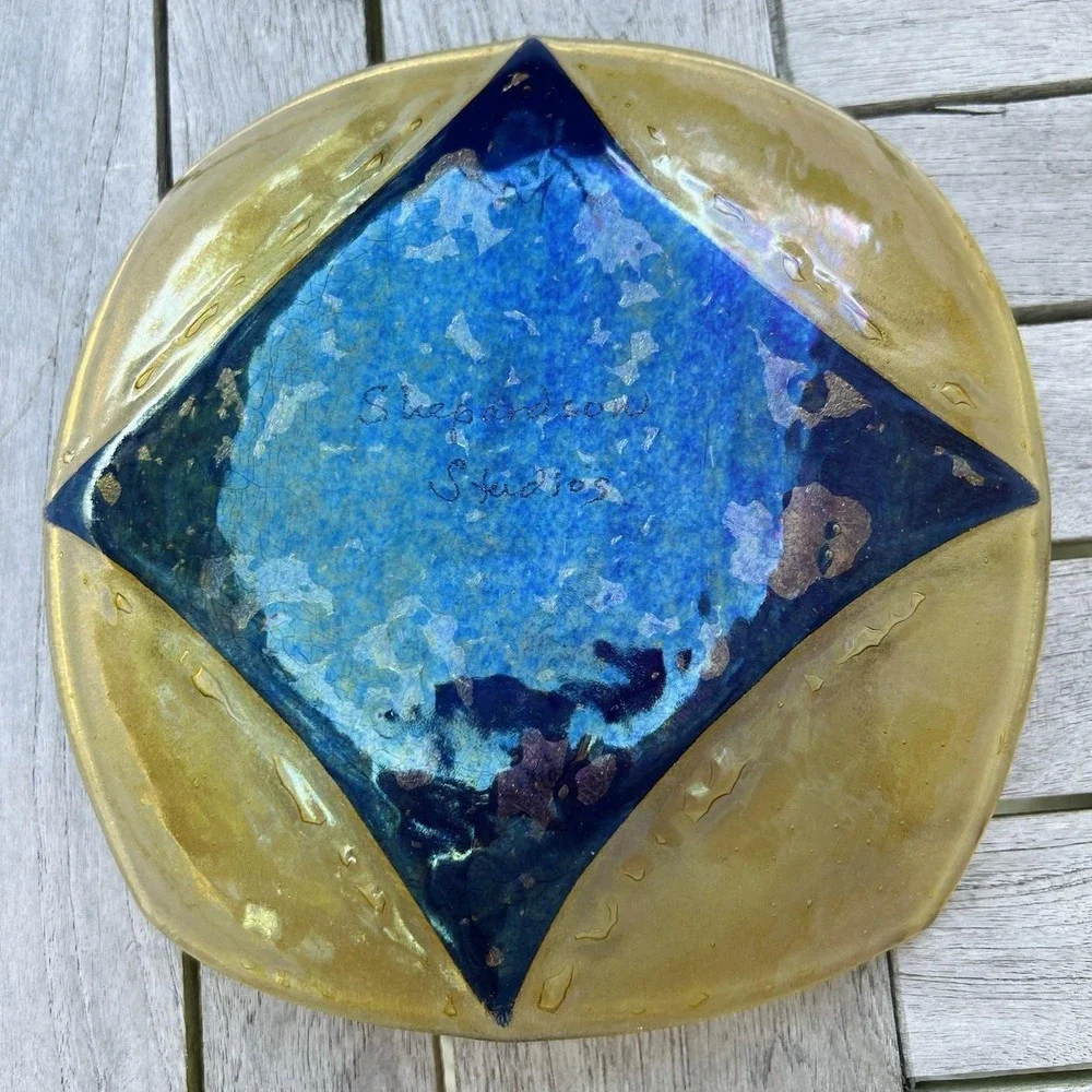 Vintage Shepardson Studios Iridescent Signed 9